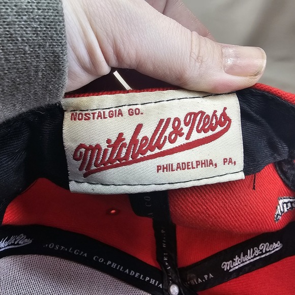 Mitchell & Ness New Jersey Devils Snapback Hat Faux Leather Bill NHL Licensed - Picture 7 of 8